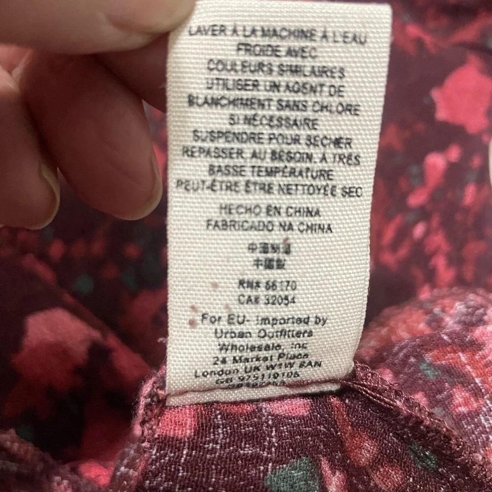 Free People All The Right Ruffles in Wild Moon Floral Romper Size XS OB397455.